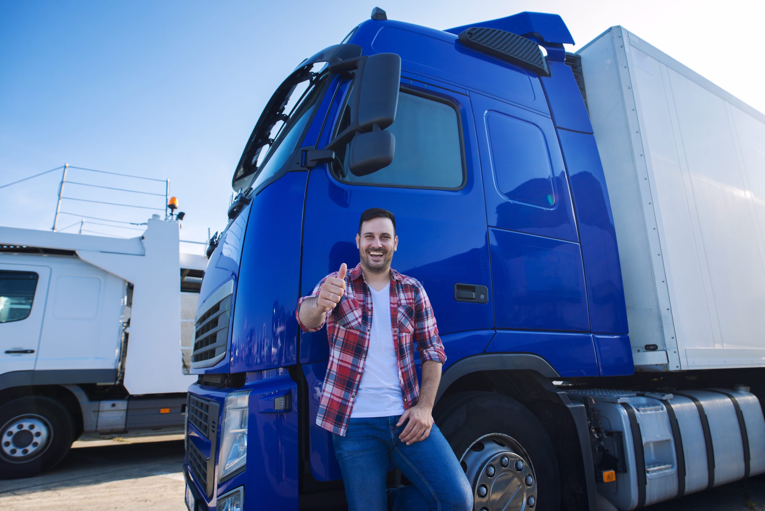 HGV Training Courses TrainHGV Train Recruitment lorry instructor HGV Category C+E license training HGV training in Nottingham and beyond