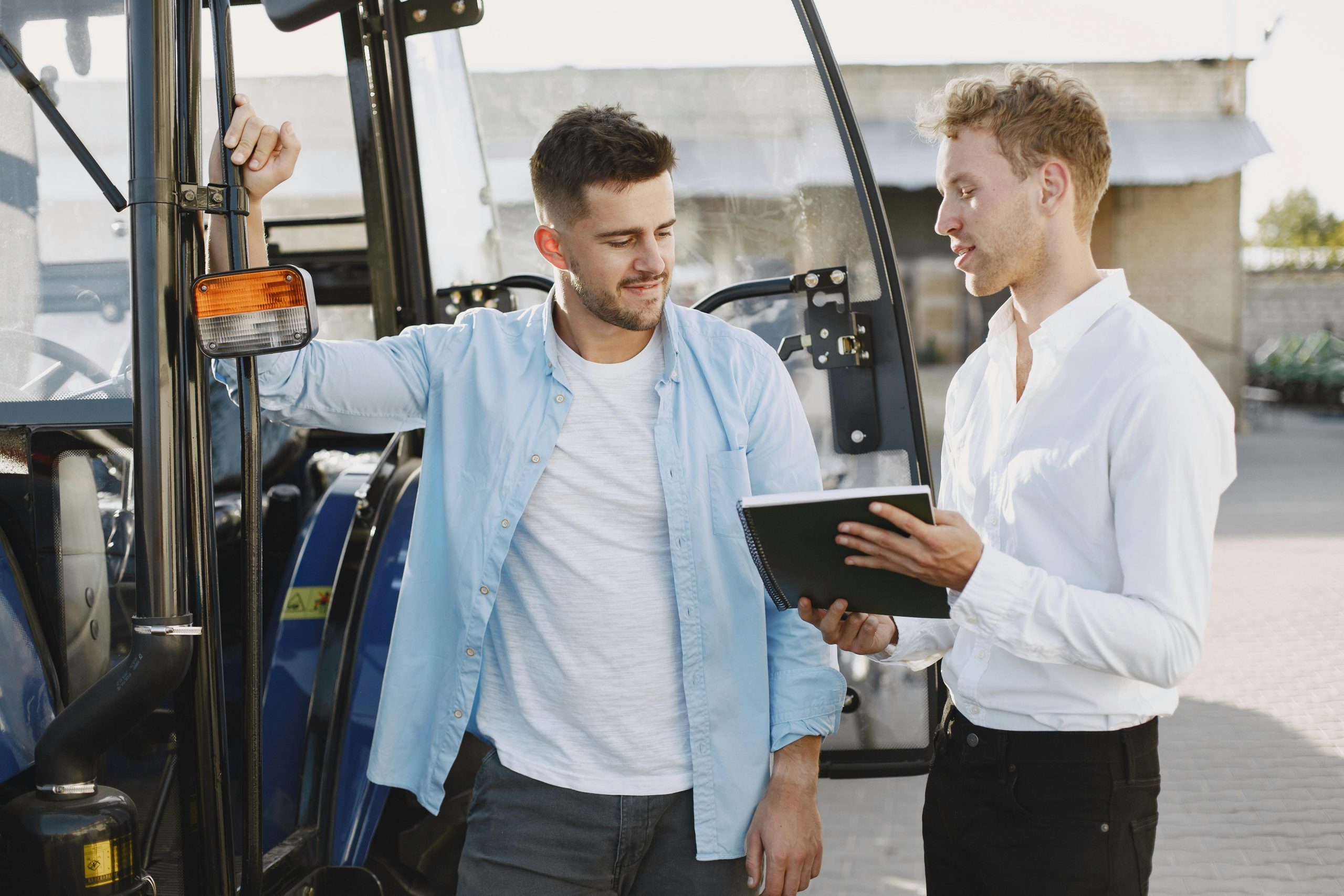 pexels-gustavo-fring-5622422 HGV Training Courses TrainHGV Train Recruitment lorry instructor HGV training in Bournemouth and areas around